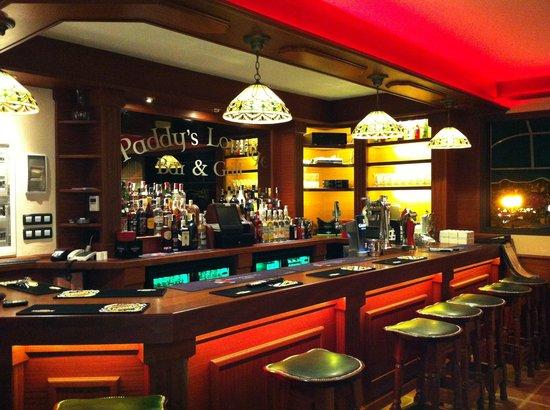 Paddy's Lounge Restaurant